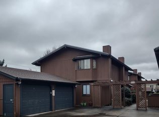 412 NE Anderson St #A, Grants Pass, OR 97526