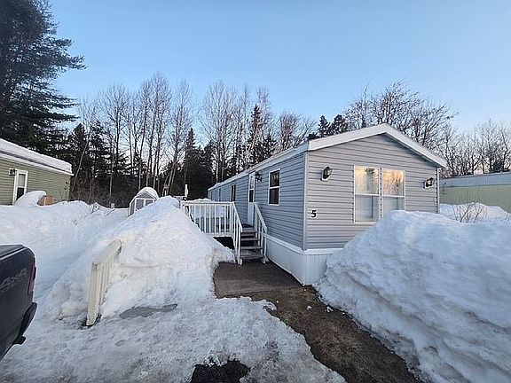 2nd image of 777 Pioneer Rd #5