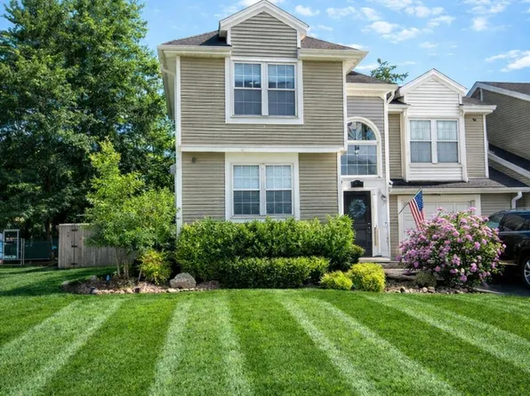 42 Bonnie Drive, Middletown, NJ 07748