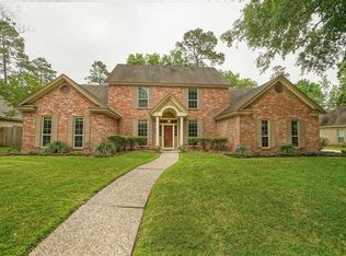 2814 Forest Garden Dr, Kingwood, TX 77345