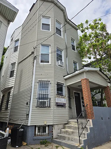 475 S 19th St #1 Photo 1