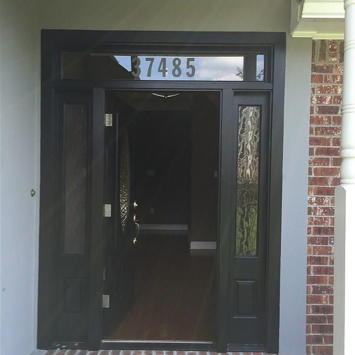 1st image of 37485 Crestview Ave