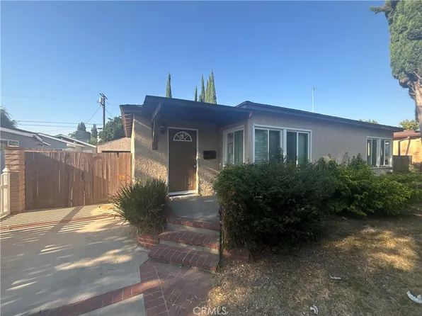 14953 Sylvan St, Van Nuys, CA 91411