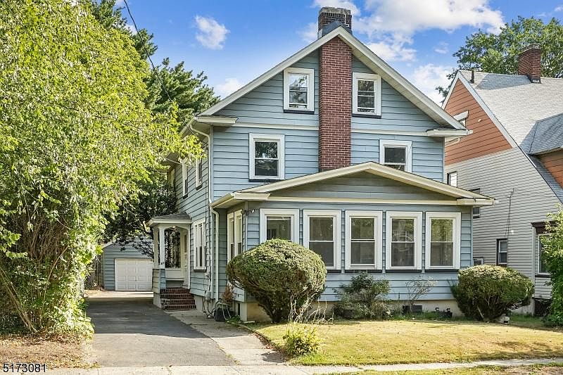 1st image of 61 Whittingham Pl