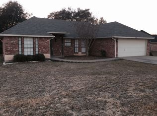 324 Ridgeway Blvd, Weatherford, TX 76086