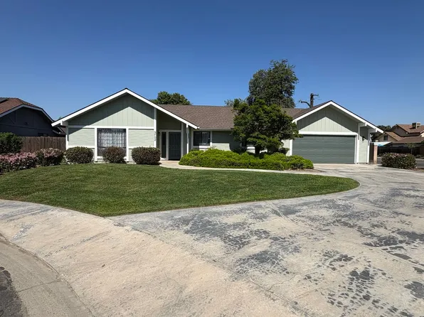 3702 W Dorothea Ct, Visalia, CA 93277