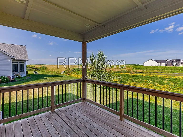 5901 NE Sherman Dr — Photo 26