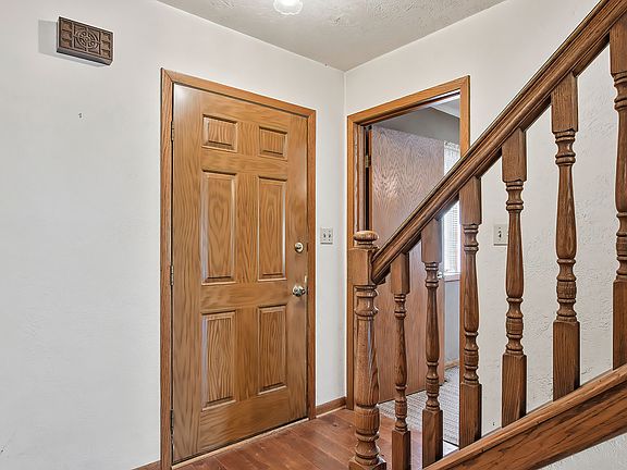 5th image of 22824 128th St