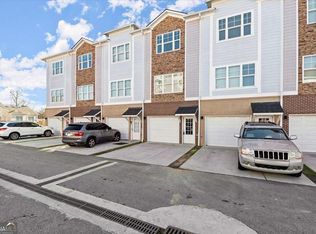 2017 Ocean Dr NW, Atlanta, GA 30318