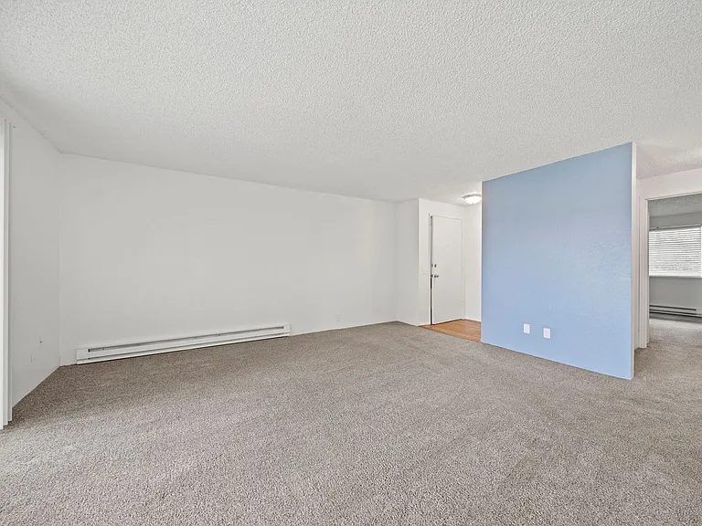 Park Ridge Apartments — Photo 59