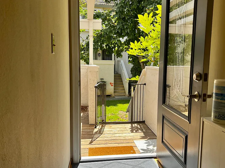 3034 Swallows Nest Dr — Photo 4