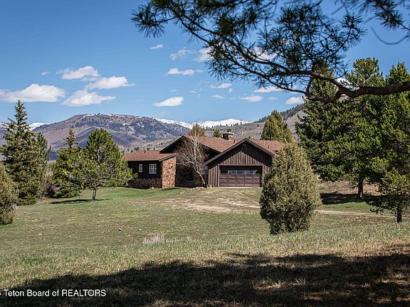 23rd image of 12000 S Palmer Creek Dr