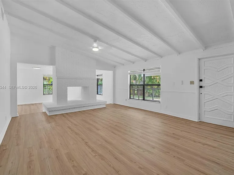 5096 SW 28th Ter — Photo 1