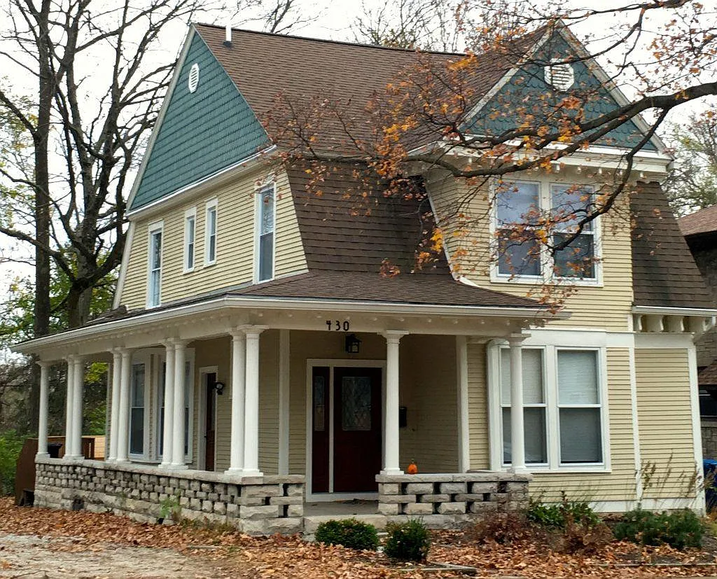 5 bed, 3100 sqft, $7,350 — Photo 1