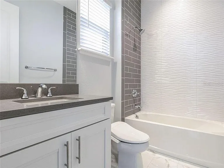 10511 Royal Cypress Way — Photo 26