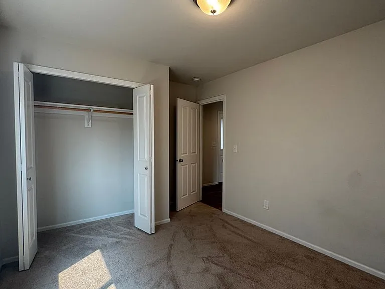 2502 N McIntosh St — Photo 9
