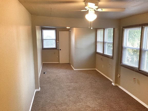 5th image of 106 Poplar Ave