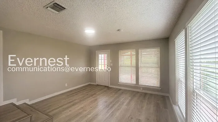 1224 Plum St — Photo 5