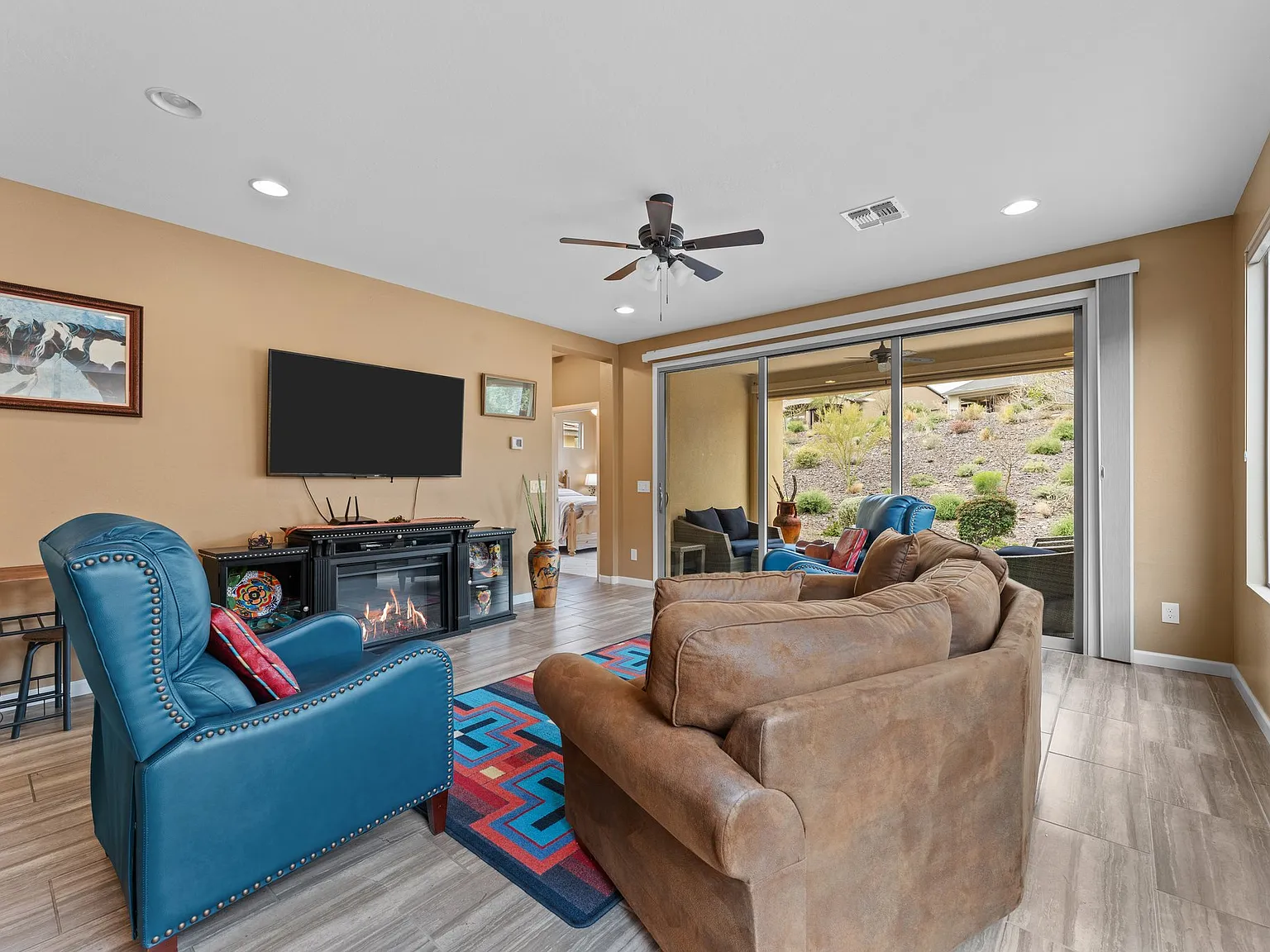 2 bed, 1219 sqft, $2,800 — Photo 4