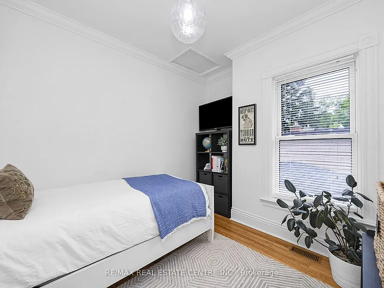 11 Church St — Photo 38