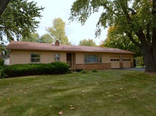 156 N Madison St, Oswego, IL 60543