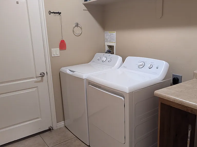 434 Harrier Ln — Photo 8