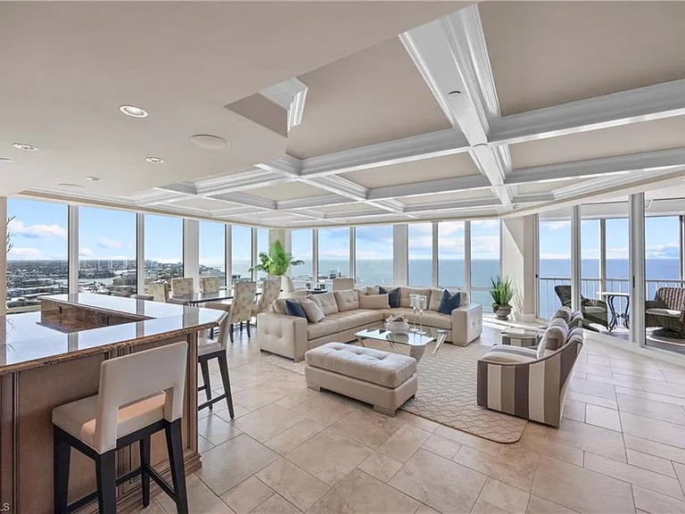3991 Gulf Shore Blvd N #Penthouse 101 — Photo 9