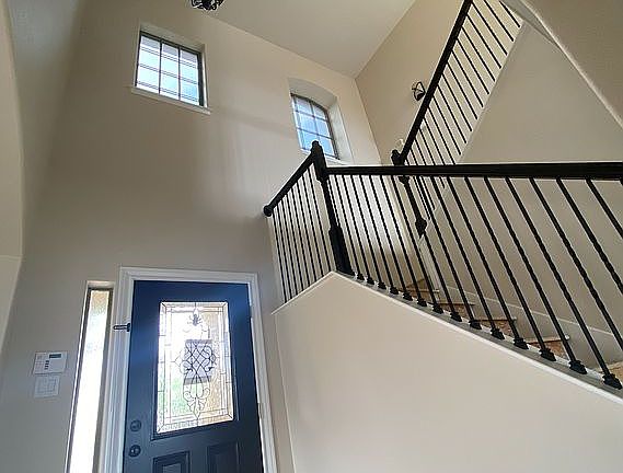 Entry way. Tall ceilings!