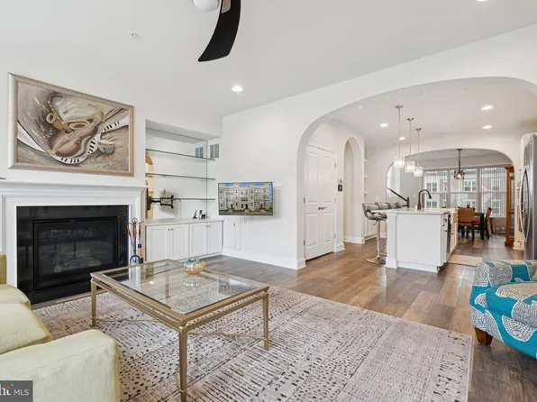 969 Holden Rd, Frederick, MD 21701