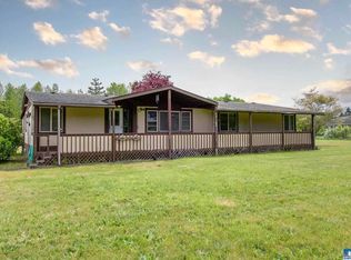 100 Mac Ln, Sequim, WA 98382