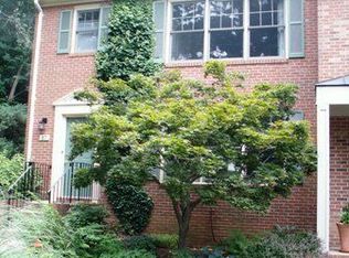 37 N Oakland St, Arlington, VA 22203