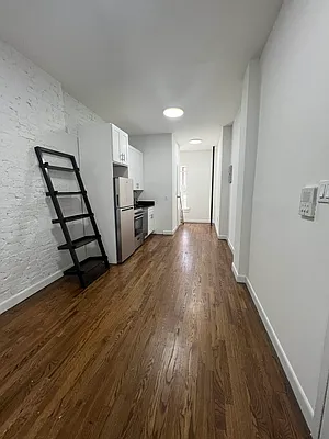 Rented by Bond New York | media 24