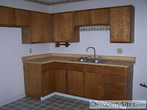 2nd image of 113 Worman Dr