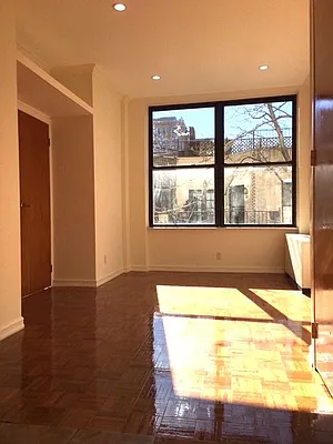 Rented by Meraki Realty LLC | media 7