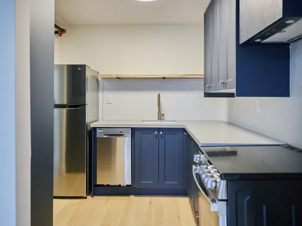 107 Street Paul St, Saint Catharines, ON
