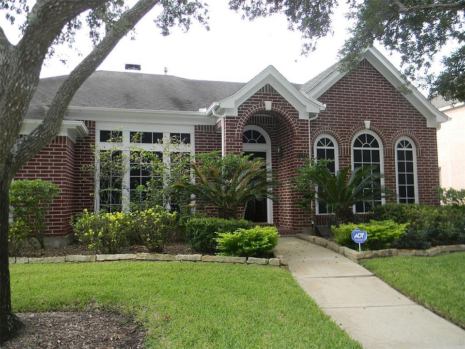 1st image of 1722 Lake Winds Dr