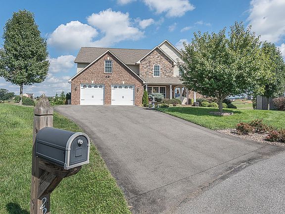 3rd image of 229 Tara Ct