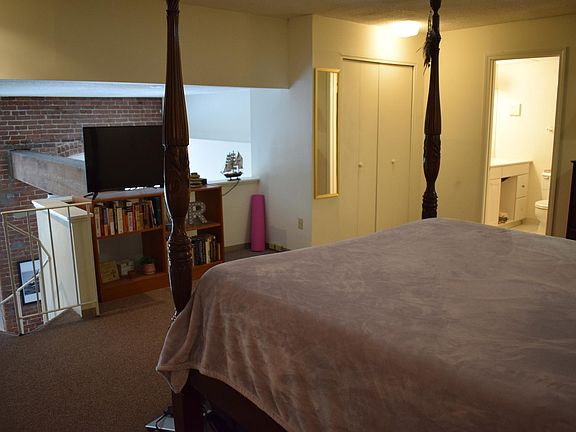 Master Bedroom/Bathroom