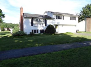 3 Glenn Dr, Pittsfield, MA 01201