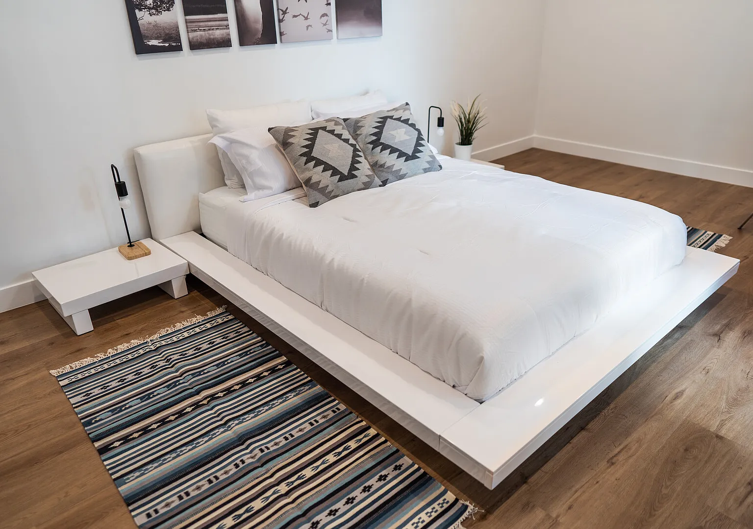 Brand-New Interior 2-Bedroom Apartment Completed Renovated In 2022 P59 — Photo 4