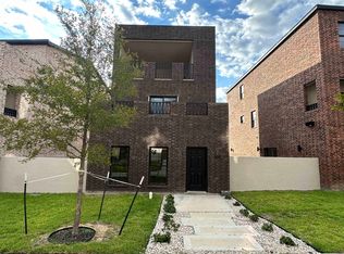 210 Veracruz Dr #305, Laredo, TX 78045