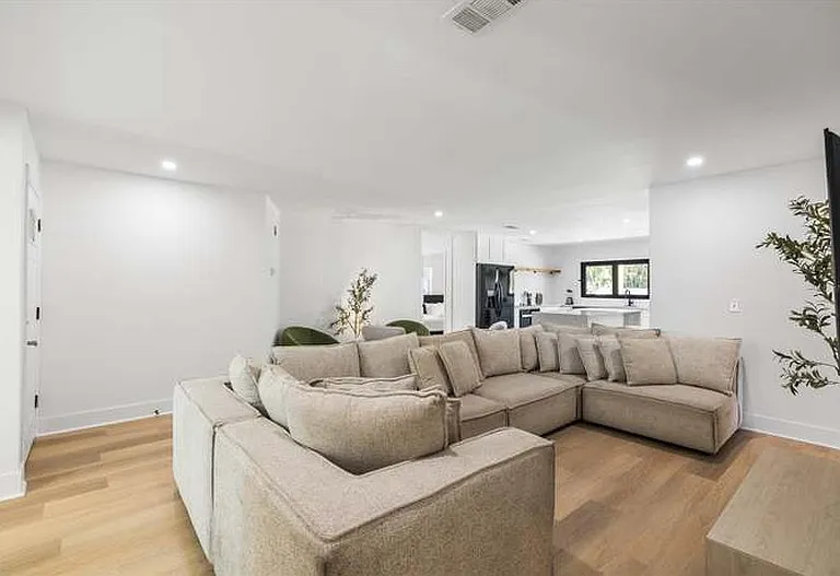 5910 Denver St NE #1 — Photo 7