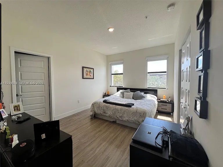 10455 NW 82nd St #1 — Photo 10