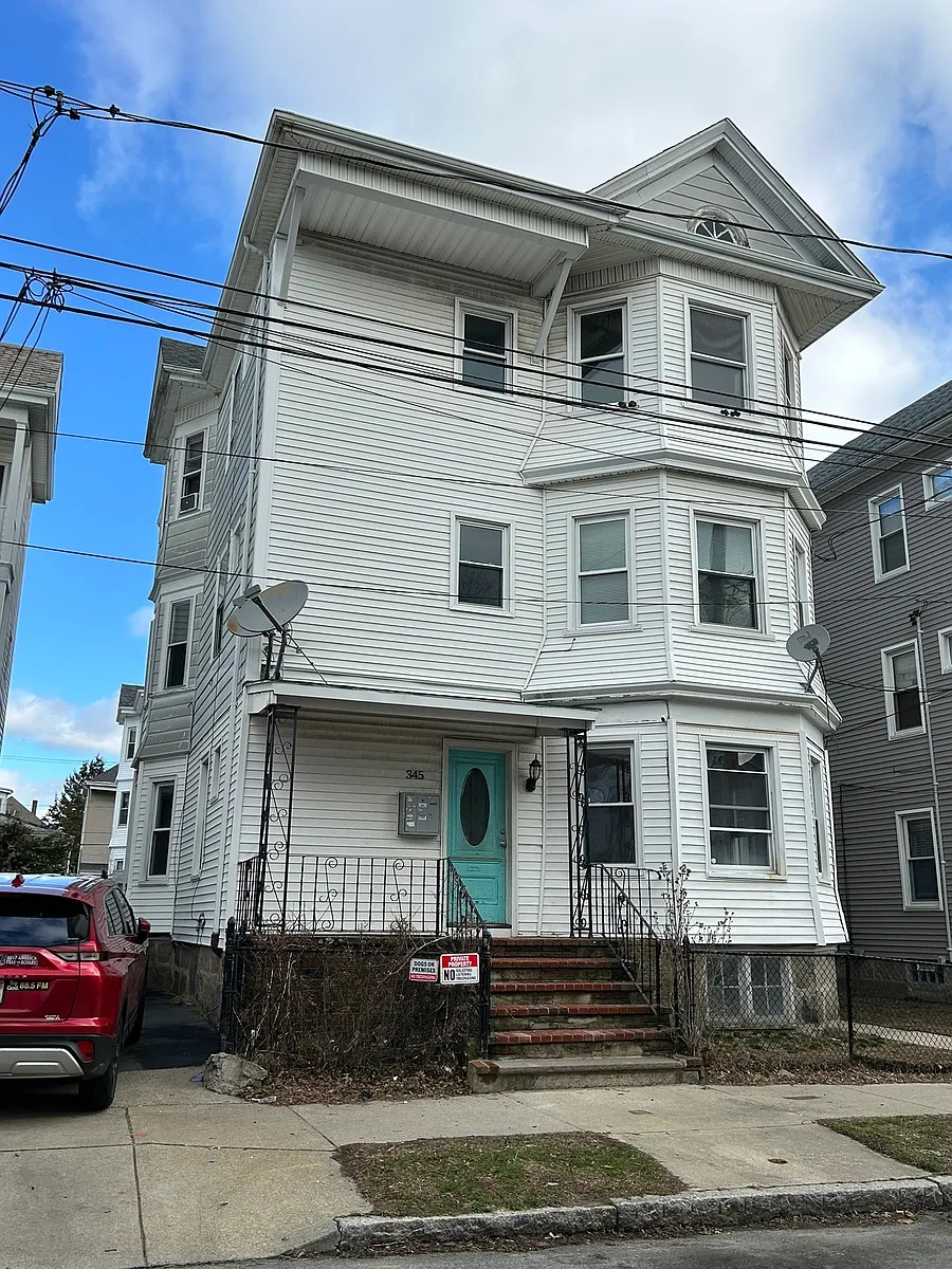 Building Photo - 345 Earle St #2