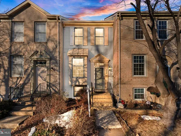 6593 Skylemar Trl, Centreville, VA 20121