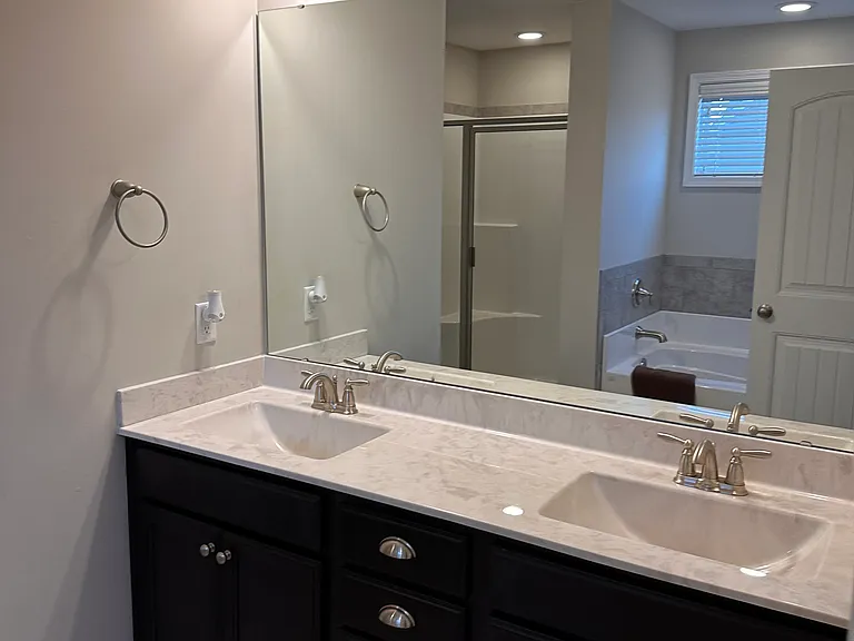 325 Gadson Dr — Photo 7