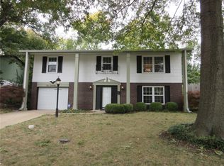 621 Lorraine Davis Ln, Saint Louis, MO