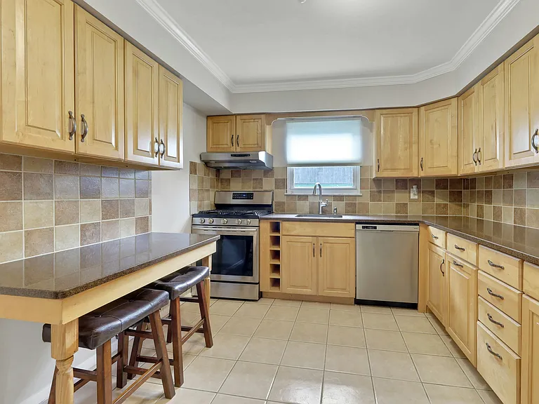 2 Carlen Ct #1 — Photo 9