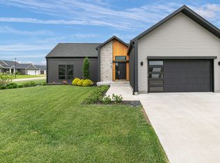 6139 Thor Ave, Davenport, IA 52807