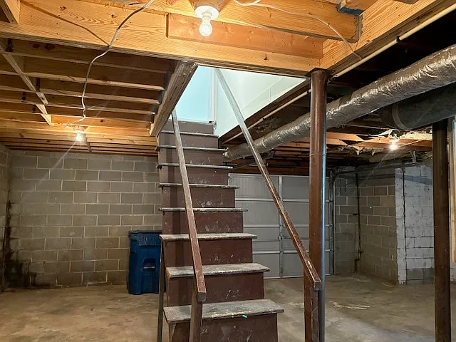 2068 Kenwood Pl SE — Photo 21